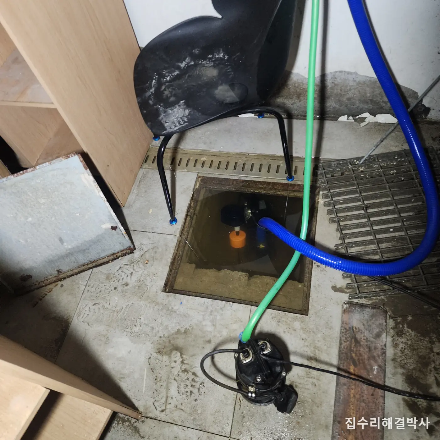 오수펌프가 자꾸 고장 난다면 — 펌프가 아니라 높이와 호스 굵기 문제입니다 시공 사진 5
