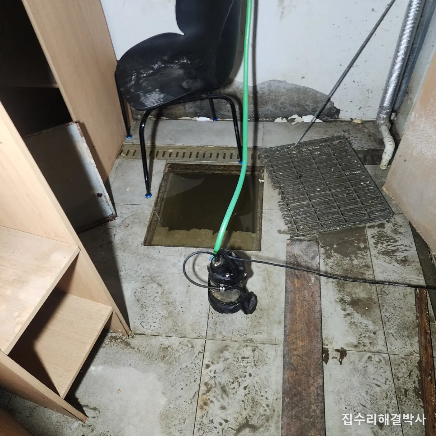 오수펌프가 자꾸 고장 난다면 — 펌프가 아니라 높이와 호스 굵기 문제입니다 시공 사진 3