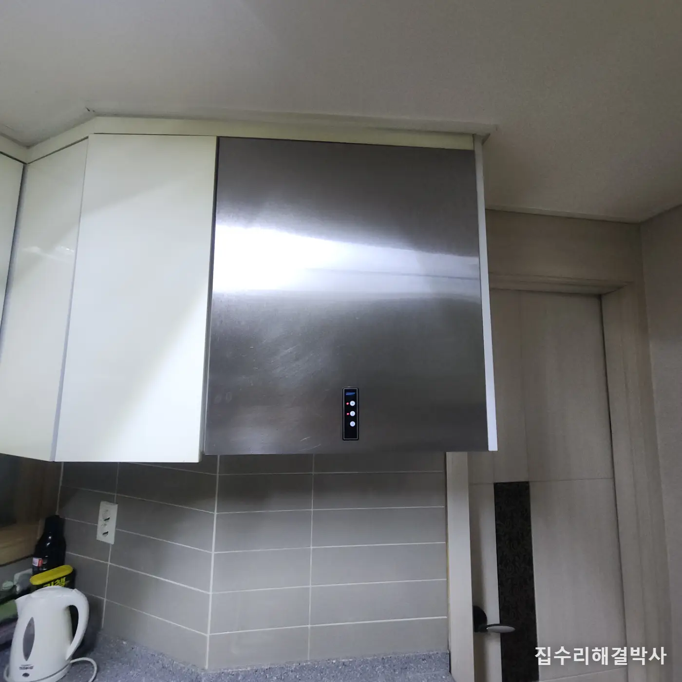 통후드를 바꿀 때 사이즈가 달라도 됩니다 — 대신 연통 상태를 같이 봐야 합니다 대표 사진