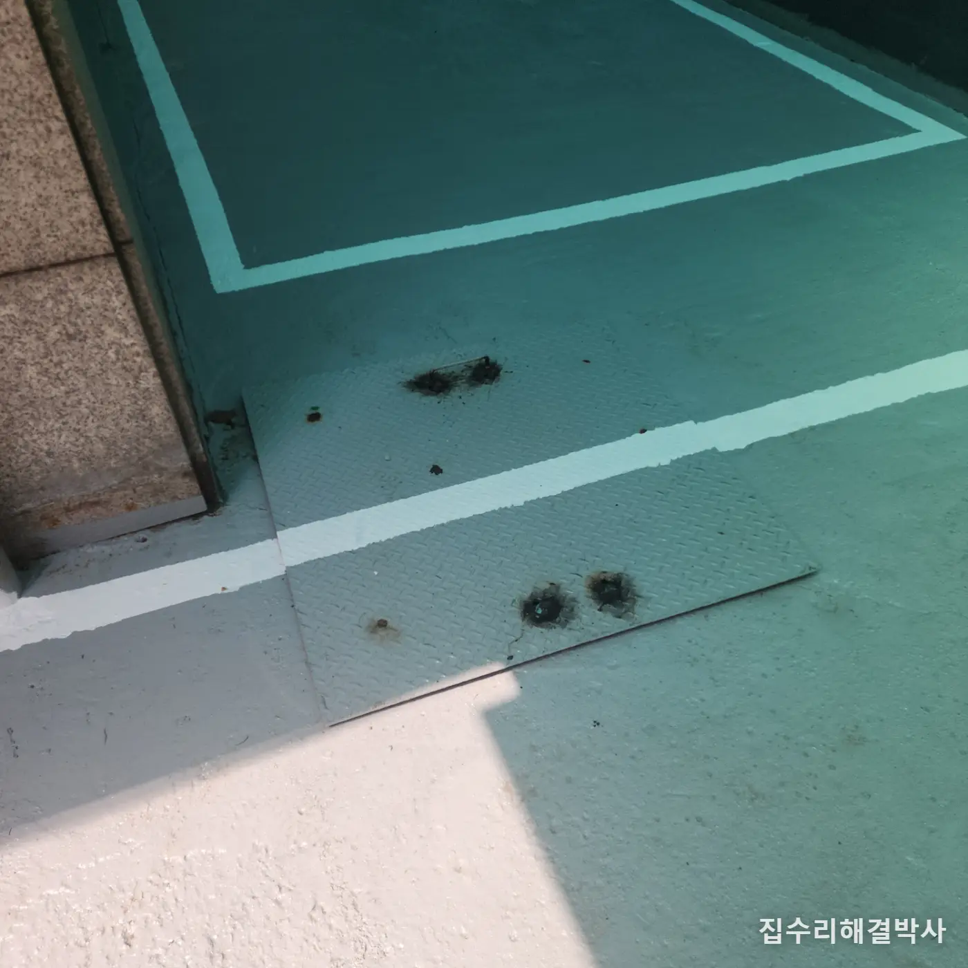차가 지나다니는 자리의 집수정 뚜껑이 삭았다면 — 규격품이 안 맞으면 만들면 됩니다 시공 사진 6