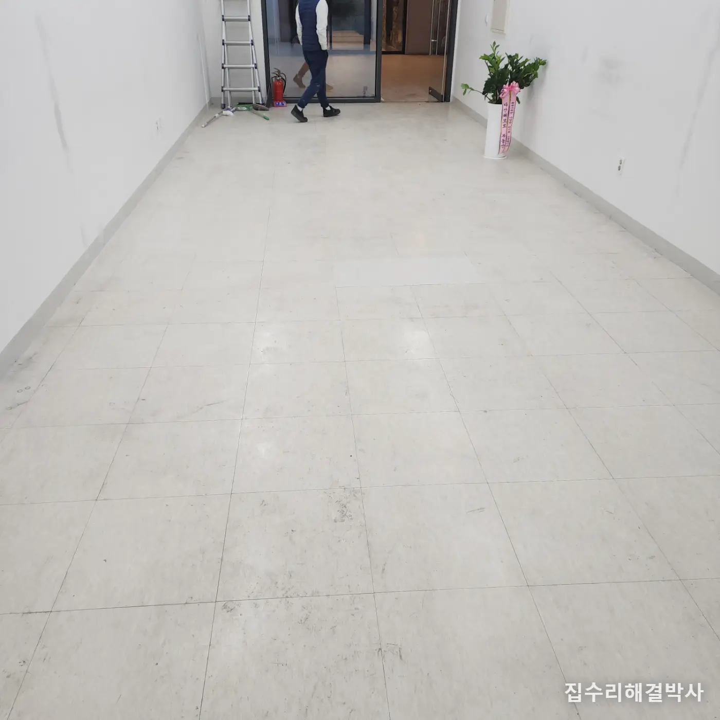 폐업상가 원상복구 — 가벽 철거부터 수도·전기, 타공자국 복원까지 시공 사진 7